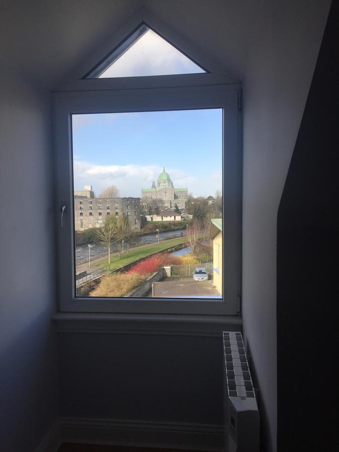 Spanish Arch City Centre Duplex Apartment Galway Buitenkant foto